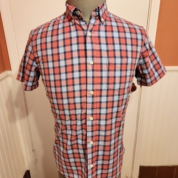 Aeropostale Plaid Button Down Shirt Red Blue Small - Picture 3 of 10